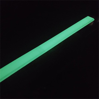 Plinten glow in the dark